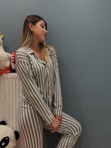 Bamboo Çizgili Ön Düğmeli Takım